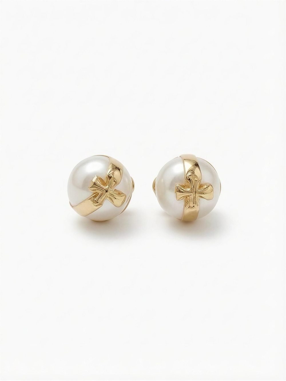 Tory Burch Gold Fleur Pearl Stud Earrings